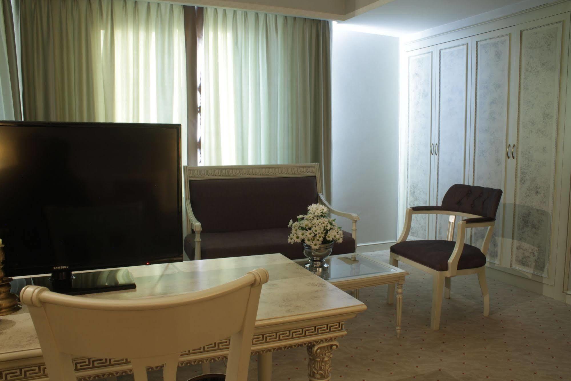 דייארבקיר Demir Hotel מראה חיצוני תמונה