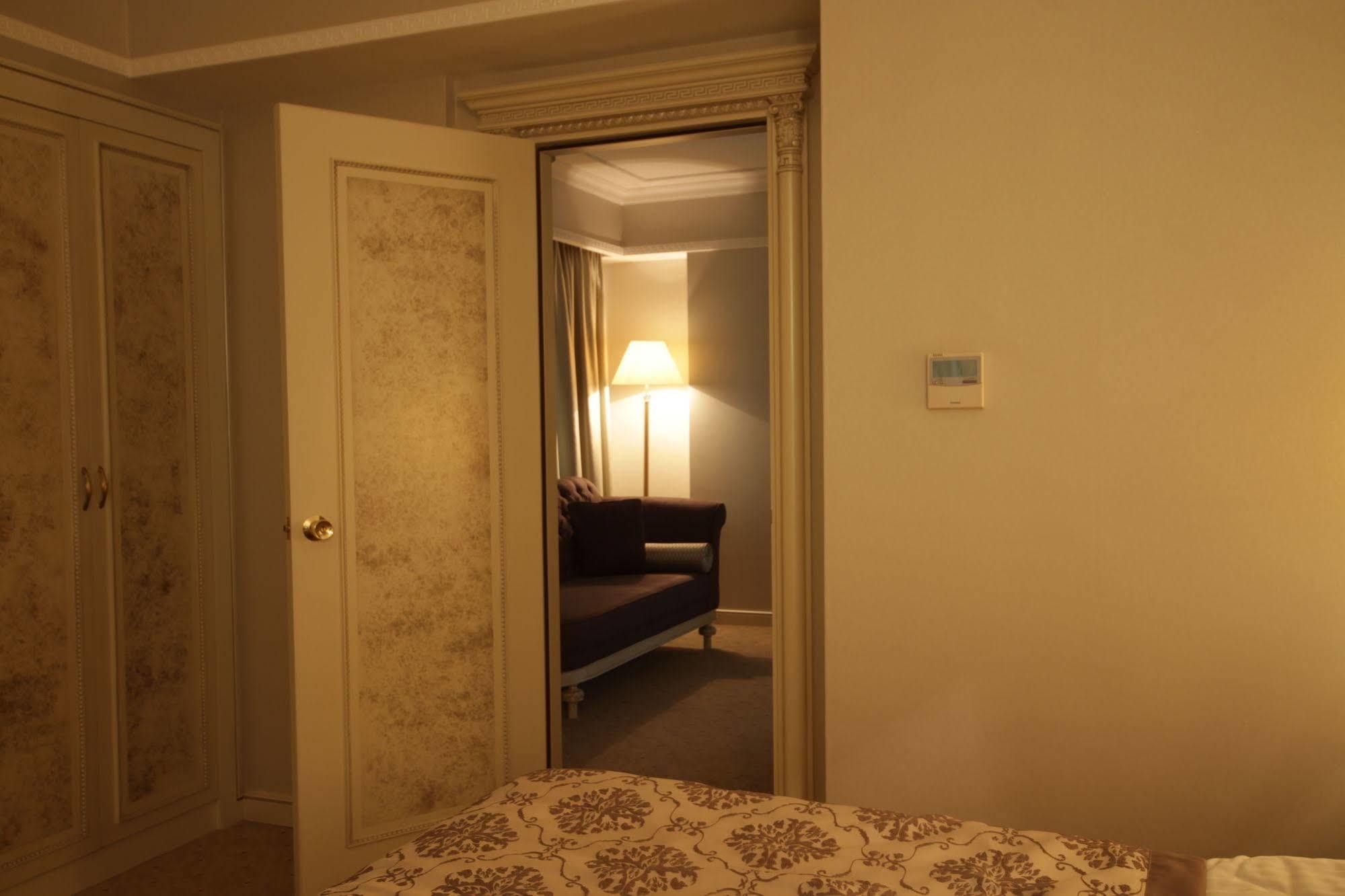 דייארבקיר Demir Hotel מראה חיצוני תמונה